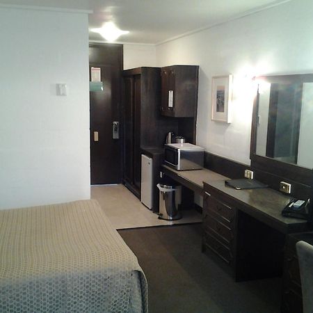 West Coaster Motel Queenstown Εξωτερικό φωτογραφία