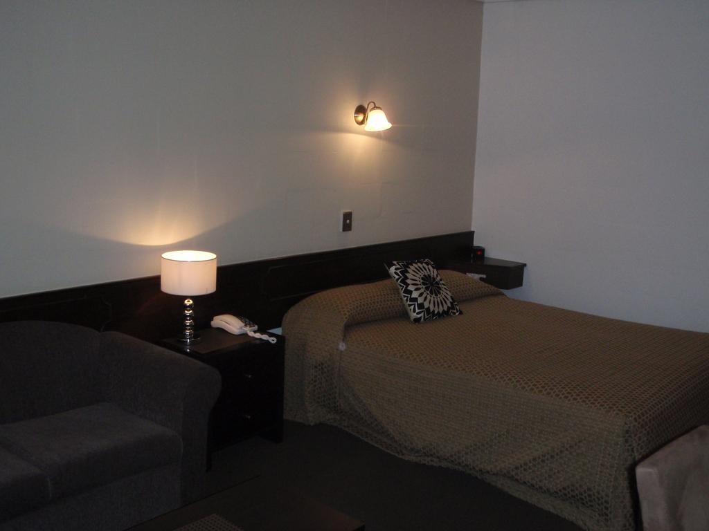 West Coaster Motel Queenstown Εξωτερικό φωτογραφία