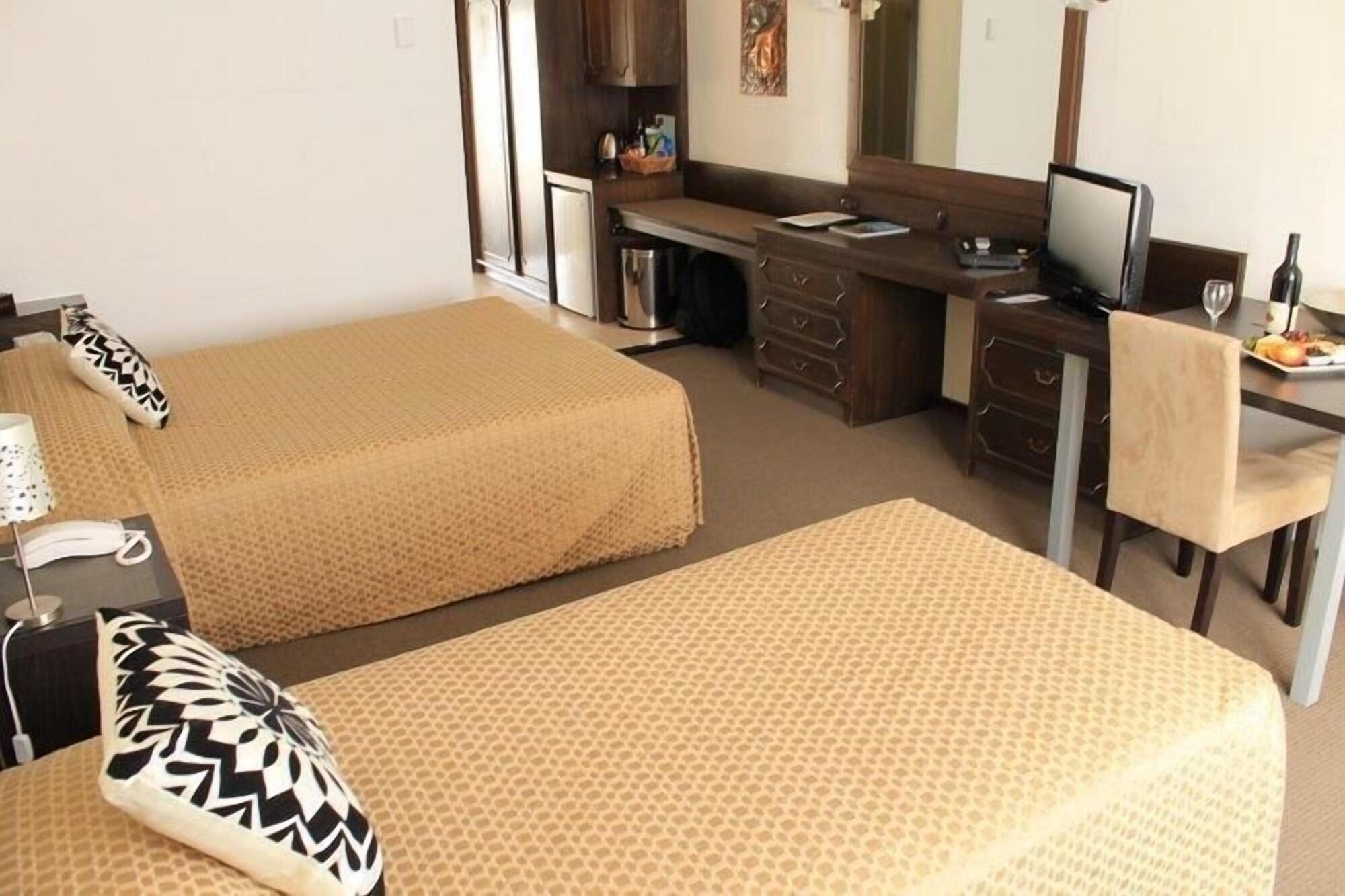 West Coaster Motel Queenstown Εξωτερικό φωτογραφία