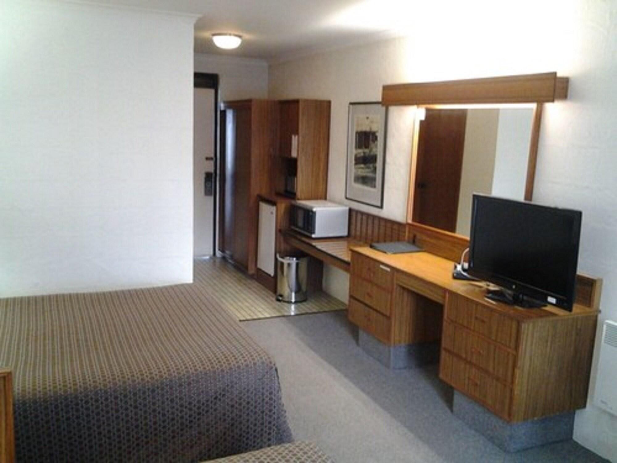 West Coaster Motel Queenstown Εξωτερικό φωτογραφία