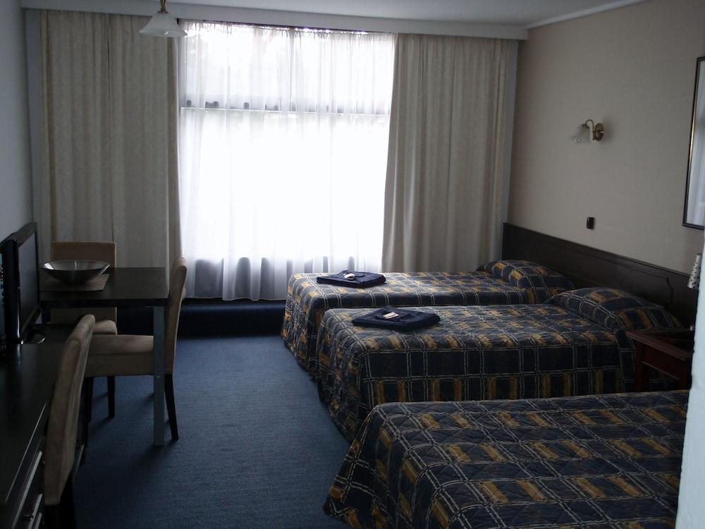 West Coaster Motel Queenstown Εξωτερικό φωτογραφία
