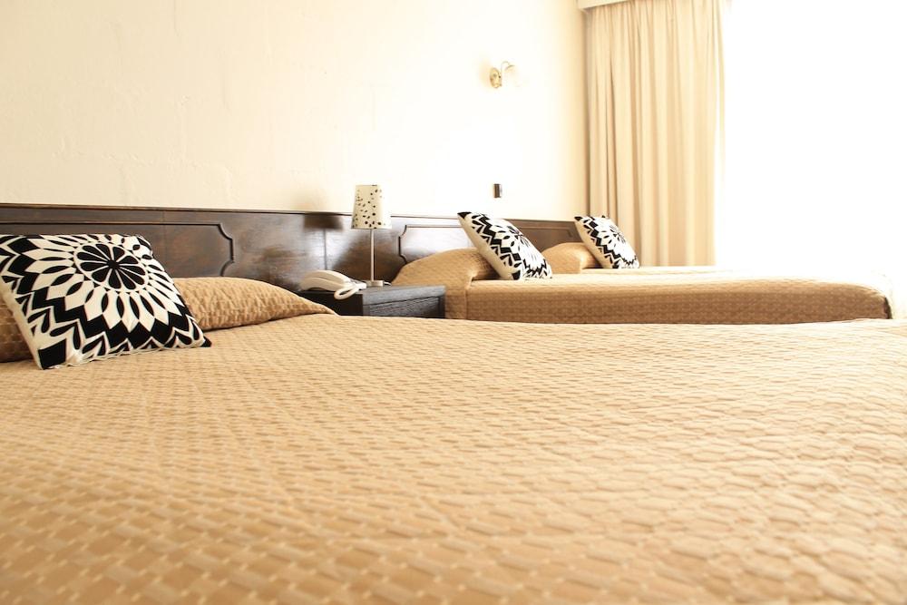 West Coaster Motel Queenstown Εξωτερικό φωτογραφία
