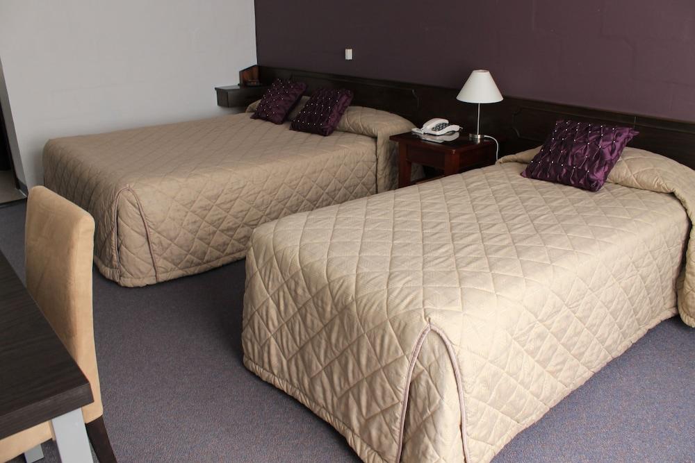 West Coaster Motel Queenstown Εξωτερικό φωτογραφία