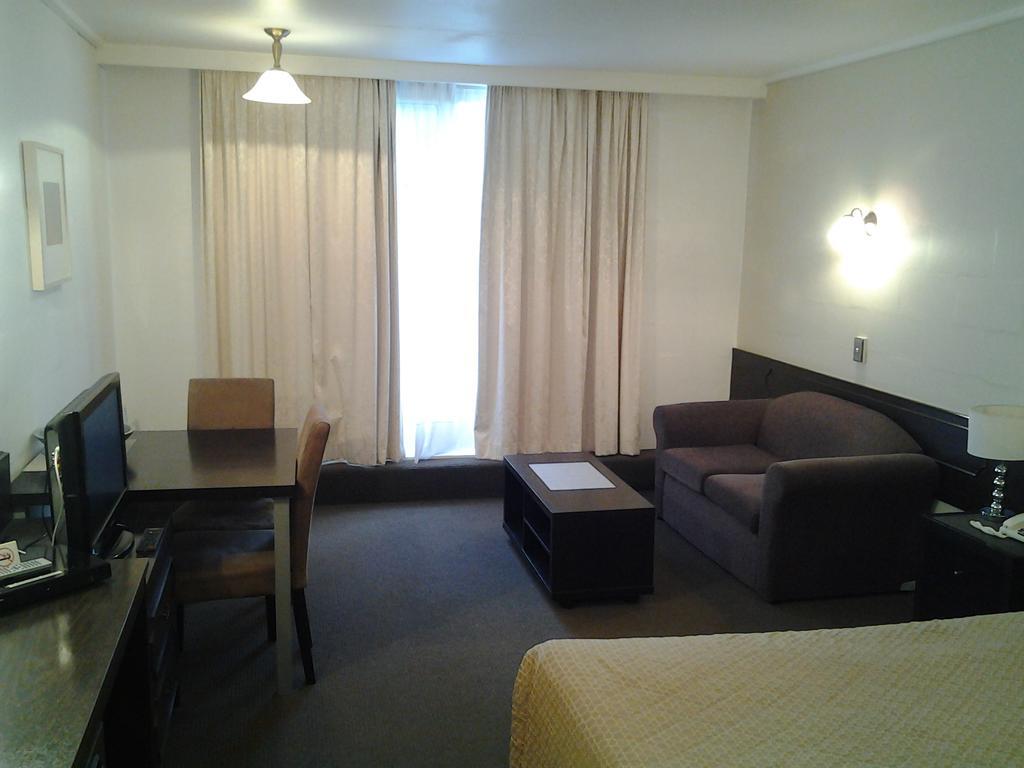 West Coaster Motel Queenstown Εξωτερικό φωτογραφία