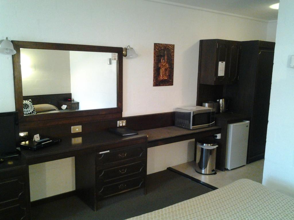 West Coaster Motel Queenstown Εξωτερικό φωτογραφία